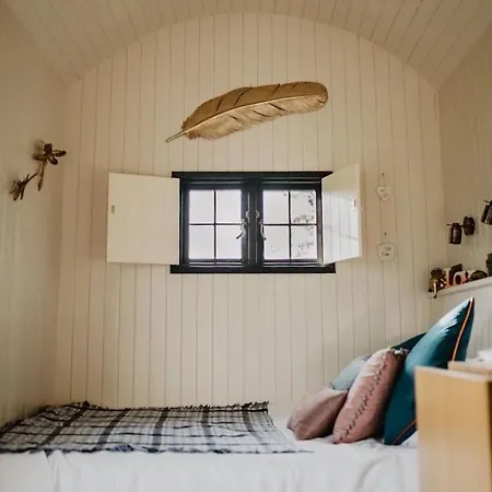 Beds Of Silk Luksustelt