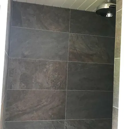 Beds Of Silk * Labasheeda