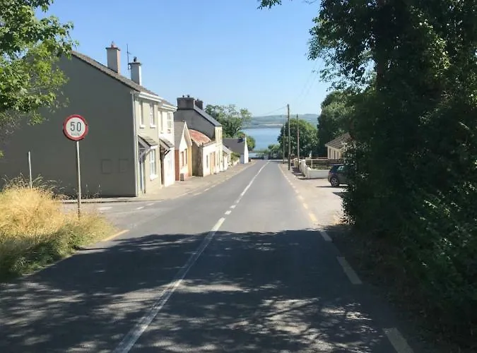 Beds Of Silk * Labasheeda